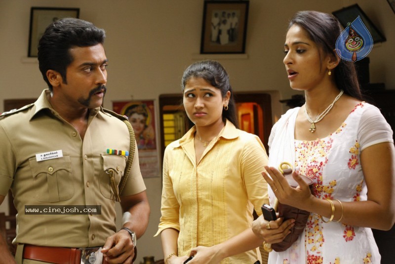 Yamudu Movie Stills - 99 / 111 photos