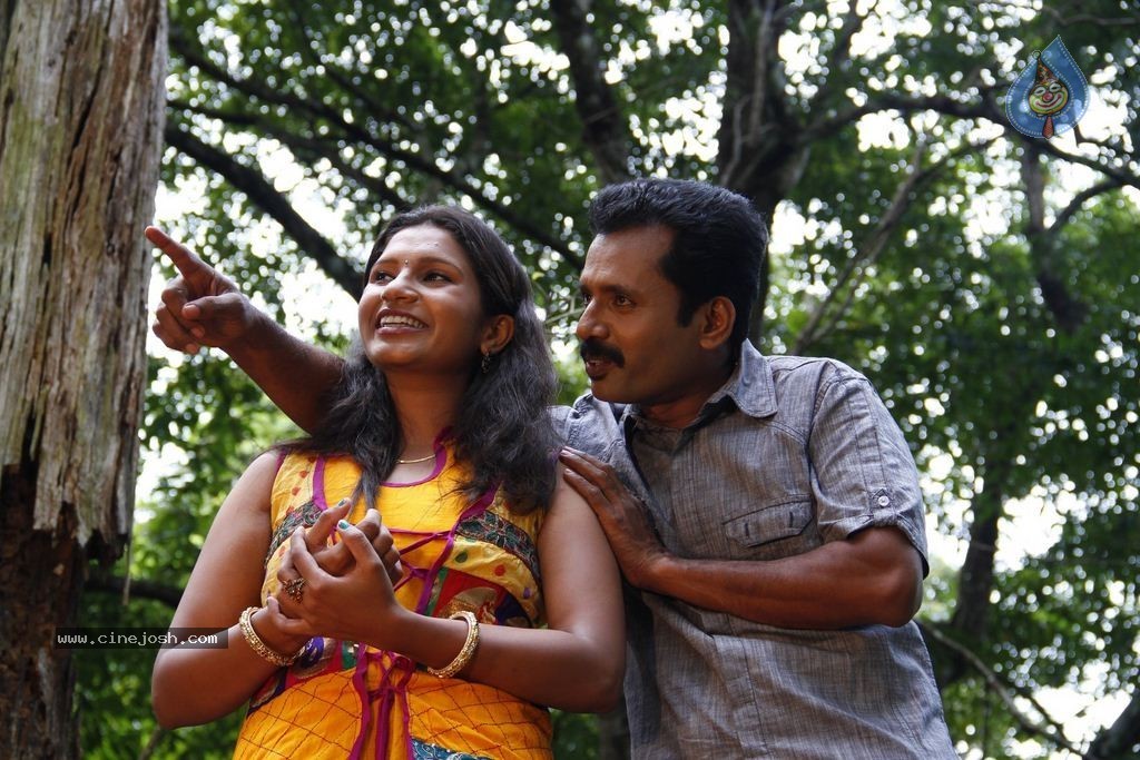 Yaro Oruvan Tamil Movie Stills - 9 / 43 photos