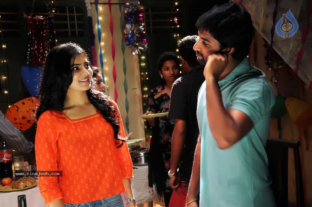 Yeto Vellipoyindi Manasu New Stills - 17 / 36 photos