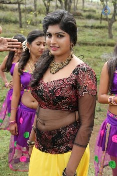 Adra Machan Visilu Tamil Film Pics - 11 of 18