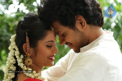 Chalthe Chalthe Movie Stills - 5 of 9