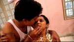En Nenjai Thottaye Tamil Movie Stills - 32 of 46
