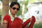 En Nenjai Thottaye Tamil Movie Stills - 33 of 46