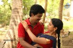 En Nenjai Thottaye Tamil Movie Stills - 36 of 46