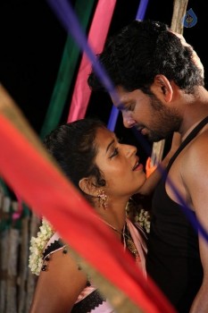 Ennai Piriyadhey Tamil Movie Photos - 6 of 41