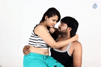 Ennai Piriyadhey Tamil Movie Photos - 40 of 41