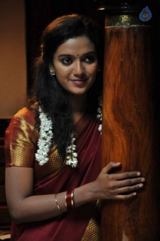 Ennul Aayiram Tamil Film Photos - 25 of 35
