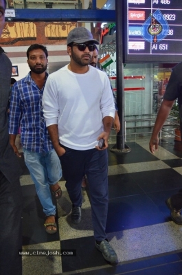 Jaanu Team at Vizag Airport - 17 of 17