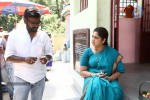 jannal-oram-tamil-movie-stills