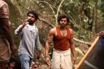 Kadamban Tamil Movie Photos - 2 of 17