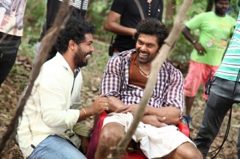 Kadamban Tamil Movie Photos - 11 of 17