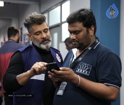 Kadaram Kondan Movie Working Stills - 7 of 7