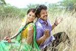 Kanniyum Kaaliyum Sema Kaadhal Tamil Movie Stills - 9 of 31