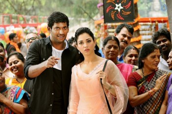 Kaththi Sandai Tamil Movie Photos - 14 of 19