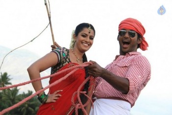 Mada Gaja Raja Tamil Film Photos - 1 of 13