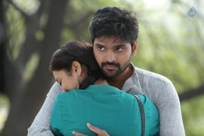 Mental Madhilo Movie New Photos - 1 of 3