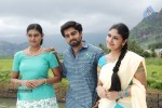 Nadhigal Nanaivathillai Tamil Movie Stills - 16 of 73