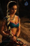 Nathalia Kaur Stills in Dalam Movie - 5 of 17