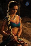 Nathalia Kaur Stills in Dalam Movie - 6 of 17