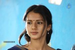 Nerungi Vaa Muthamidathe Tamil Movie Stills - 26 of 108