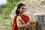 Nerungi Vaa Muthamidathe Tamil Movie Stills - 33 of 108