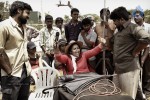 Nerungi Vaa Muthamidathe Tamil Movie Stills - 44 of 108