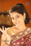 Ovvoru Nanbanum Thevai Machan Tamil Movie Hot Stills - 32 of 50