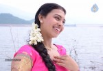 Padikira Vayasula Tamil Movie Hot Stills - 4 of 32