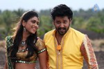 Pattaya Kelappanum Pandiya Tamil Movie Stills - 27 of 39