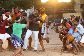 Rekka Tamil Film Photos - 12 of 17
