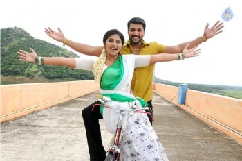 Sakalakala Vallavan Tamil Movie Photos - 13 of 15