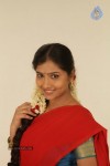 Sogusu Perundhu Tamil Movie Stills - 29 of 55