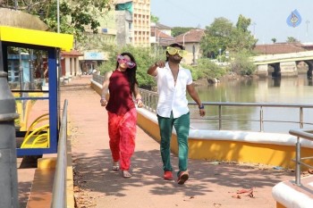 Uyire Uyire Tamil Movie Photos - 9 of 12
