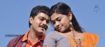 Uyirukku Uyiraga Tamil Movie Hot Stills - 19 of 41