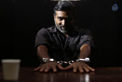 Vikram Vedha Tamil Movie Photos - 5 of 37