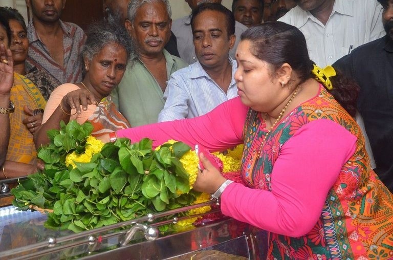 Aachi Manorama Condolences Photos - 7 / 165 photos