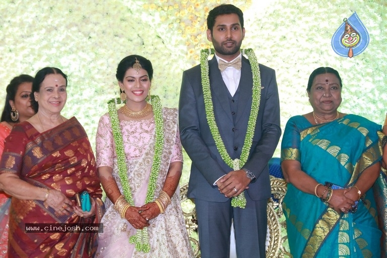 Aadhav Kannadasan - Vinodhnie Wedding Reception Photos - 3 / 21 photos
