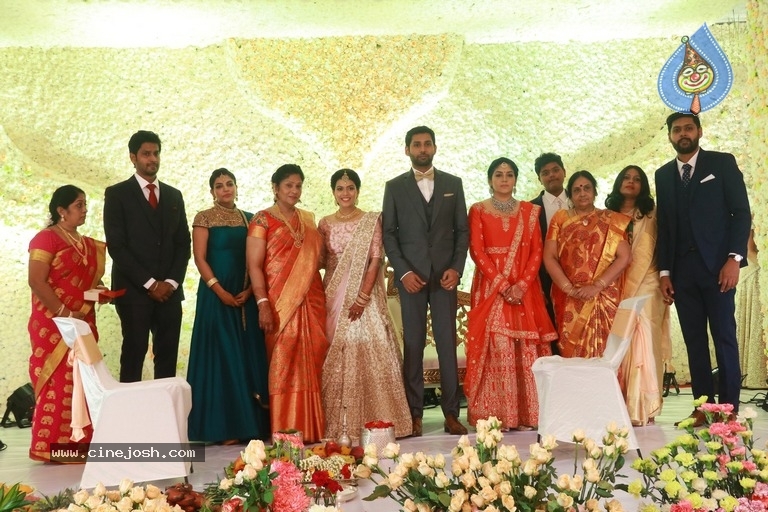Aadhav Kannadasan - Vinodhnie Wedding Reception Photos - 12 / 21 photos