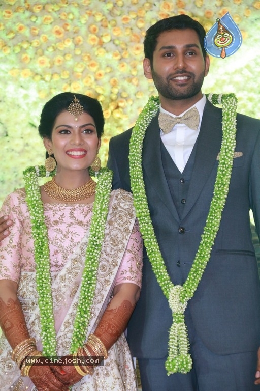 Aadhav Kannadasan - Vinodhnie Wedding Reception Photos - 13 / 21 photos