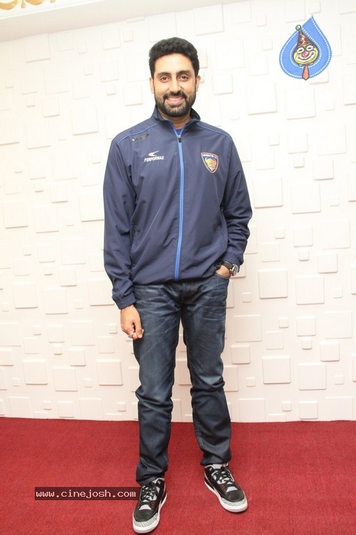 Abhishek Bachchan Launched Chennaiyin FC Soccer School - 6 / 29 photos