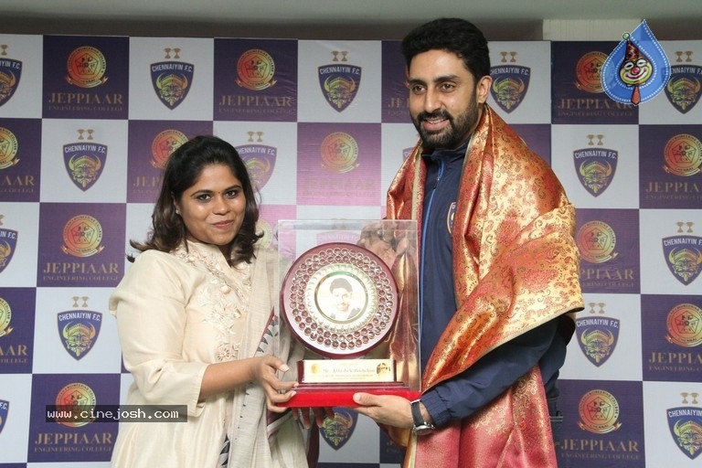 Abhishek Bachchan Launched Chennaiyin FC Soccer School - 11 / 29 photos