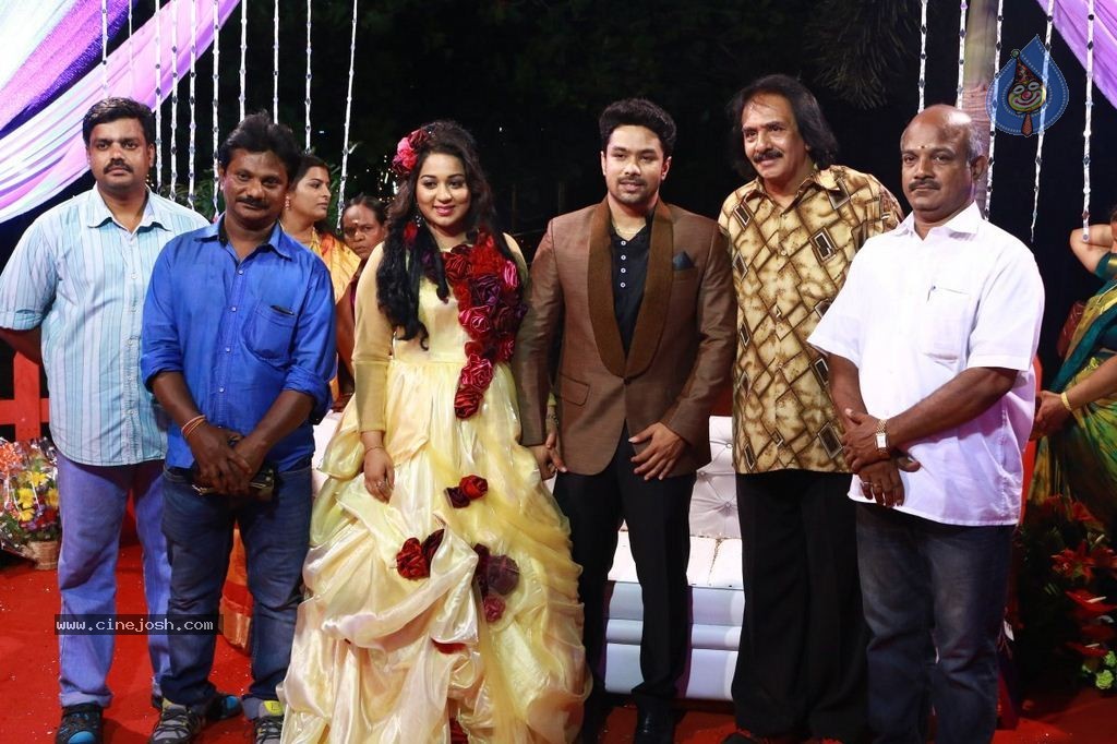 Actor Harish and Abinaya Wedding Reception - 15 / 35 photos