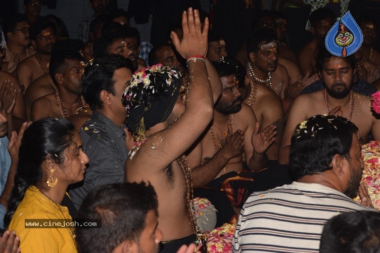 Actor Sharwanand Conduct Ayyappa Swamy Pooja At Film Nagar Temple - 3 / 20 photos