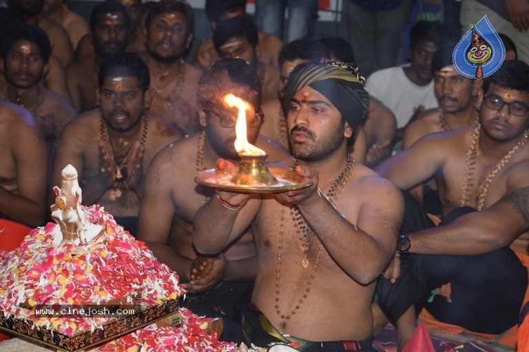 Actor Sharwanand Conduct Ayyappa Swamy Pooja At Film Nagar Temple - 10 / 20 photos