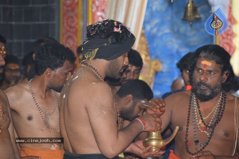 Actor Sharwanand Conduct Ayyappa Swamy Pooja At Film Nagar Temple - 17 / 20 photos