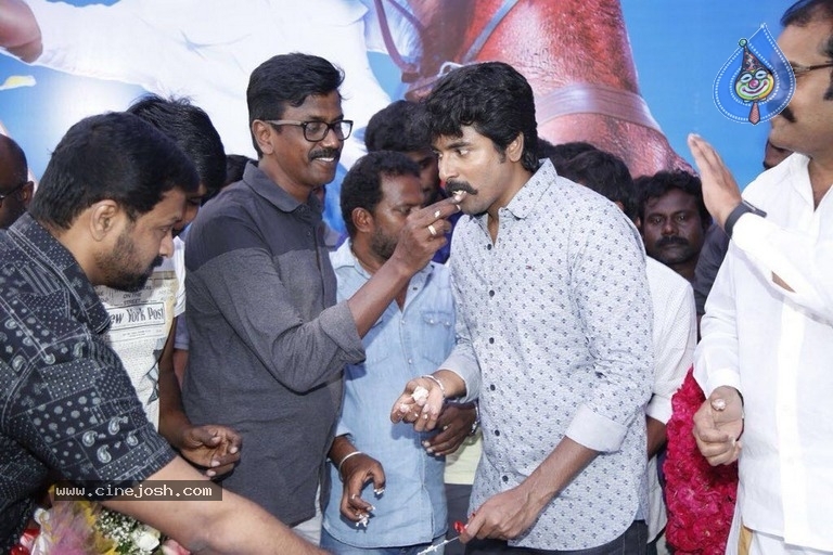 Actor Sivakarthikeyan Birthday Celebration Stills - 8 / 13 photos