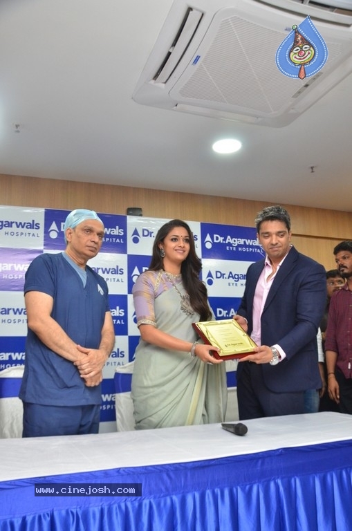 Actress Keerthy Suresh inaugurates The Velachery Centre - 9 / 17 photos