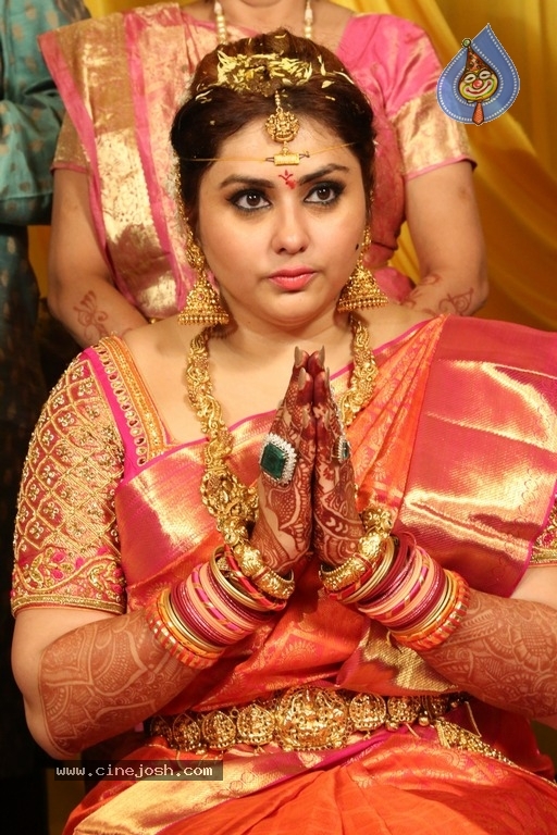 Actress Namitha and Veer Wedding Photos - 4 / 14 photos