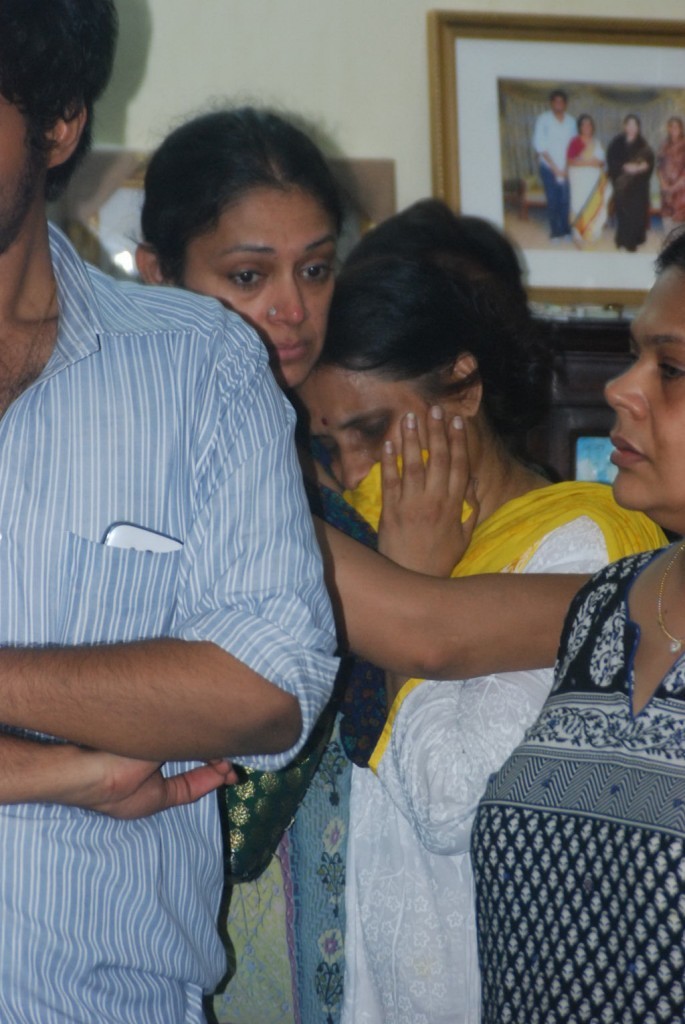 Actress Sukumari Condolences Photos - 54 / 72 photos