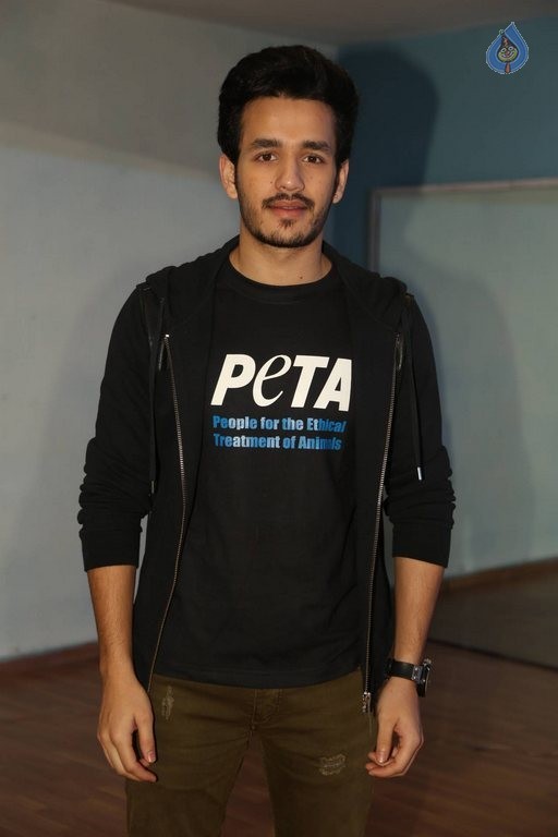 Akhil at PETA Event - 8 / 37 photos